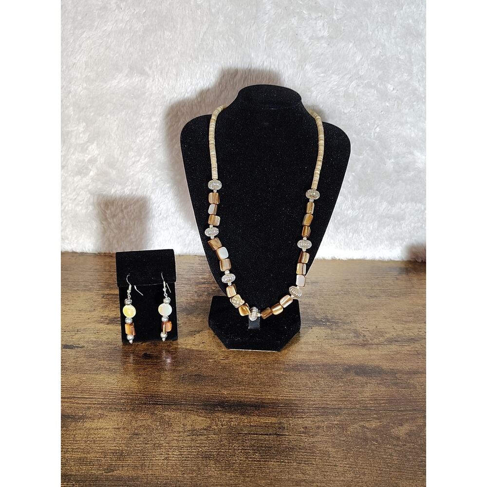 Shell Beaded Necklace with Matching Dangle Earrings